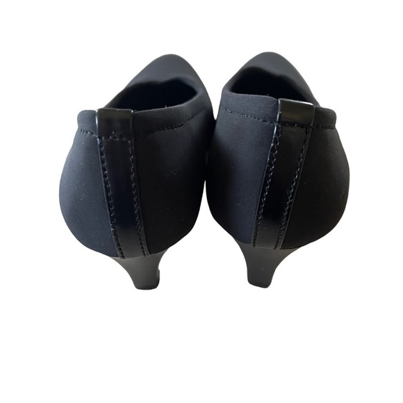 NWT Dressbarn Black Heels size 6 neoprene material no flaws - Picture 4 of 8